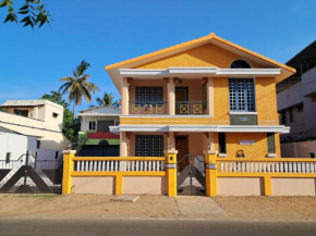 3B2HK Orange Homestay - near Big Temple